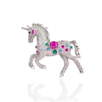 High-end Crystal Unicorn Brooch Vintage Full-Zirconia Flying Horse Pin Unisex Gift for Party Wedding Jewelry Accessory Design